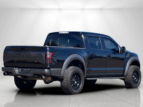 Used 2017 Ford F150 Raptor w/ Equipment Group 802A Luxury image 3