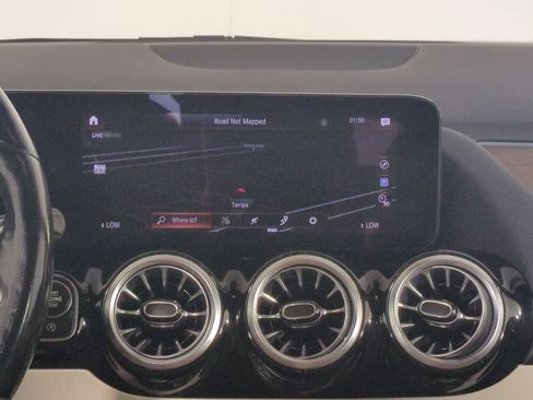 Used 2023 Mercedes-Benz GLA 250 4MATIC image 21