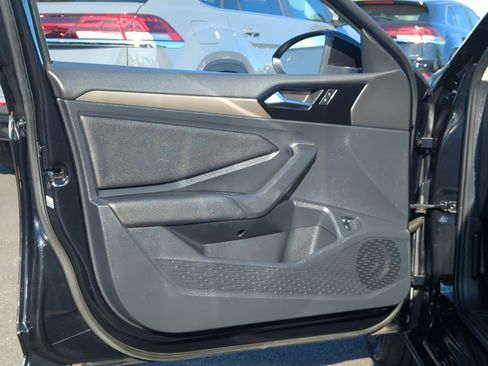 Certified 2021 Volkswagen Jetta SEL Premium image 13