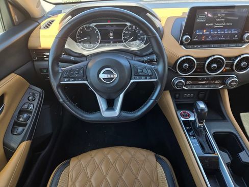 Used 2024 Nissan Sentra SV w/ SV Premium Package FWD image 13
