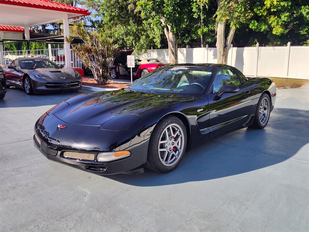 Used 2002 Chevrolet Corvette Z06 w/ Memory Pkg RWD image 4