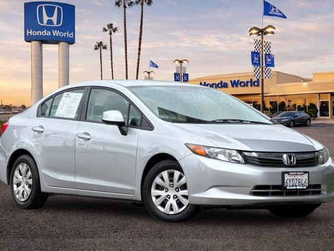 Used 2012 Honda Civic LX image 2