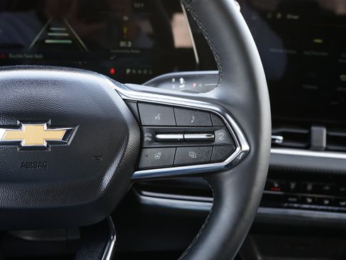 Used 2025 Chevrolet Equinox LT image 26