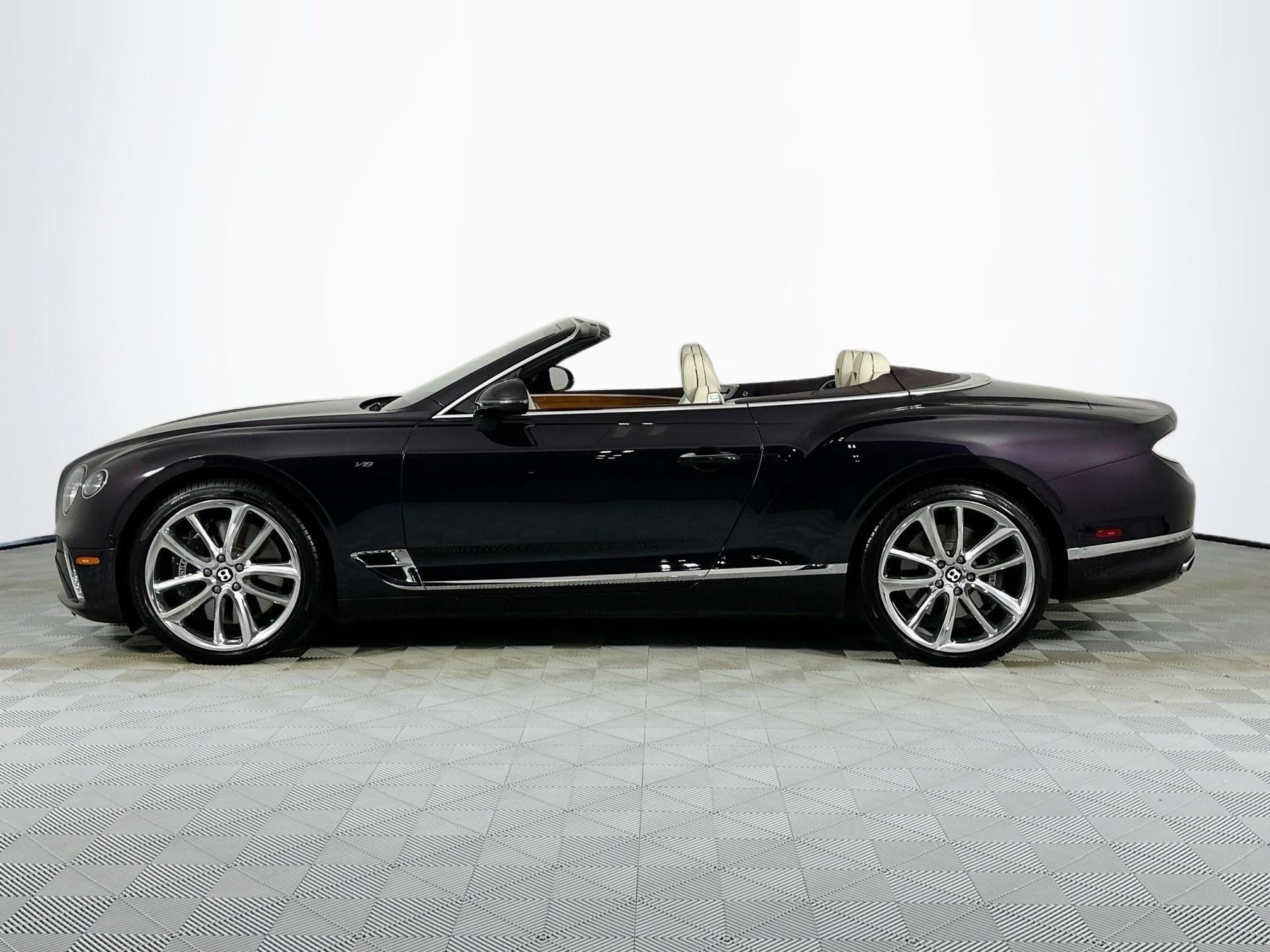 Certified 2022 Bentley Continental GT AWD/4WD image 11