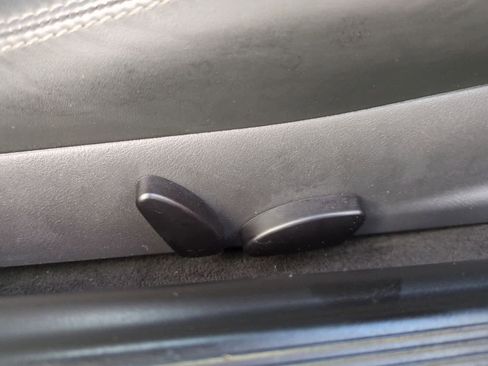 Used 2004 Chrysler Crossfire Coupe image 18