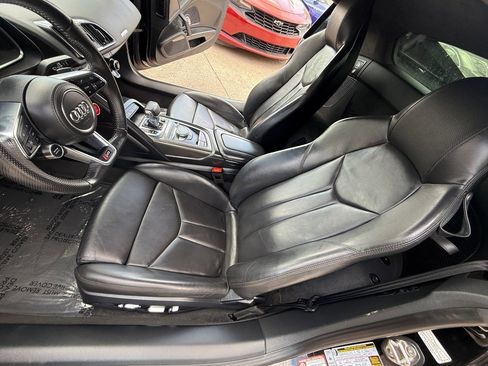 Used 2020 Audi R8 V10 image 19