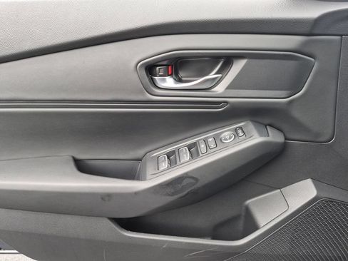 Used 2025 Honda Accord SE image 19