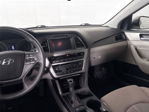 Used 2017 Hyundai Sonata Sport FWD image 30