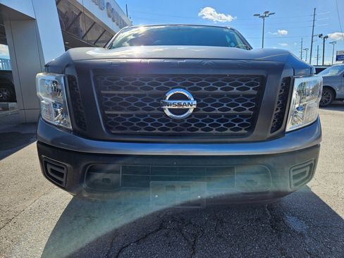 Used 2018 Nissan Titan S w/ S Utility Package image 9