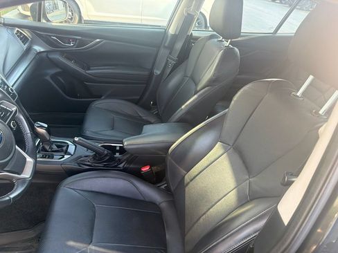 Used 2018 Subaru Impreza 2.0i Limited w/ Popular Package #2 AWD/4WD image 3