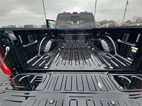 New 2026 Ford F350 Platinum image 30