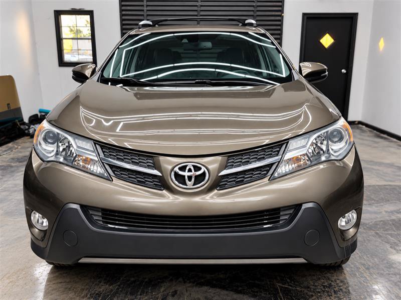 Used 2014 Toyota RAV4 Limited w/ Technology Package AWD/4WD image 9