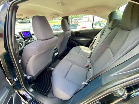 Used 2024 Toyota Corolla LE FWD image 12