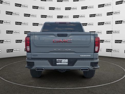 Used 2024 GMC Sierra 1500 Elevation w/ Elevation Premium Package AWD/4WD image 5