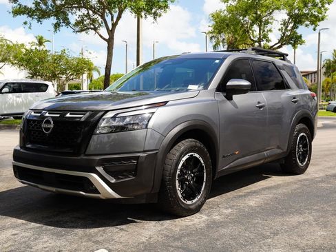 Used 2023 Nissan Pathfinder Rock Creek AWD/4WD image 12
