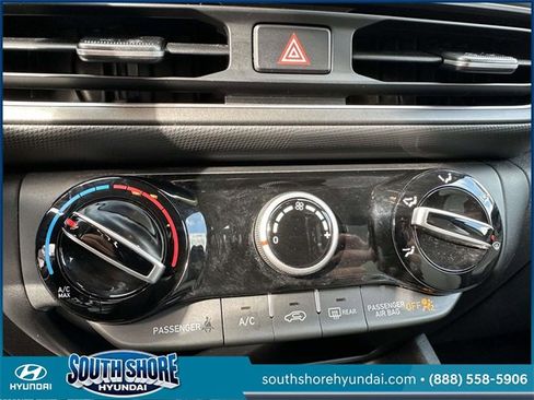 Certified 2023 Hyundai Kona SEL image 31