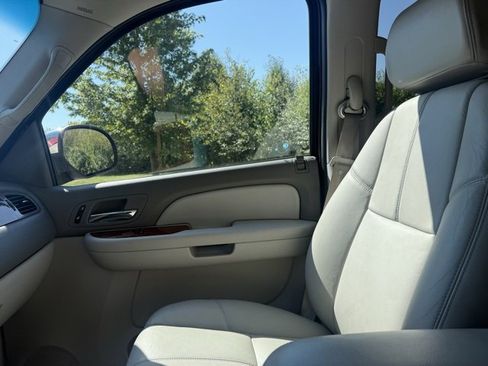 Used 2008 Chevrolet Avalanche LTZ w/ LTZ Preferred Equipment Group image 29