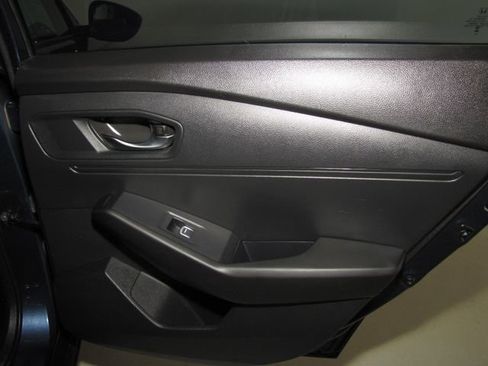 Certified 2023 Honda Accord EX image 18