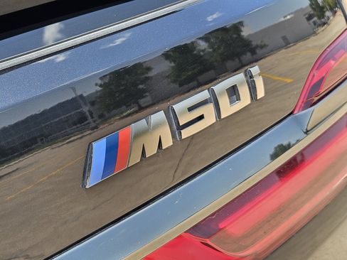 Used 2022 BMW X7 M50i AWD/4WD image 10
