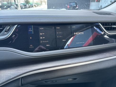 Used 2022 Jeep Grand Cherokee Limited 4xe image 20