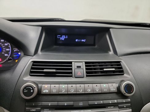 Used 2014 Honda Crosstour EX image 22