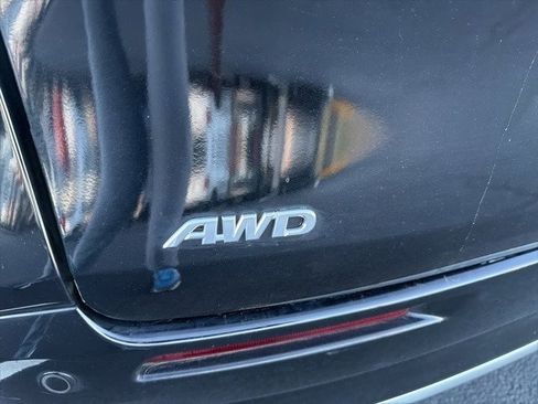 Certified 2023 Toyota Sienna Platinum image 20