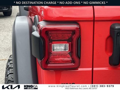 Used 2023 Jeep Wrangler Rubicon w/ LED Lighting Group image 29