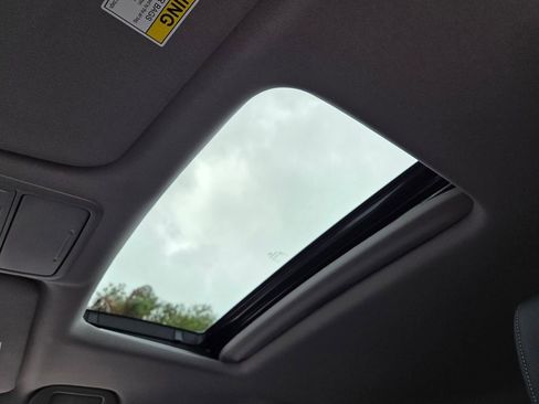 Certified 2024 Honda Odyssey EX-L image 21