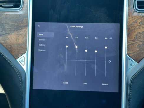 Used 2018 Tesla Model X 75D image 55