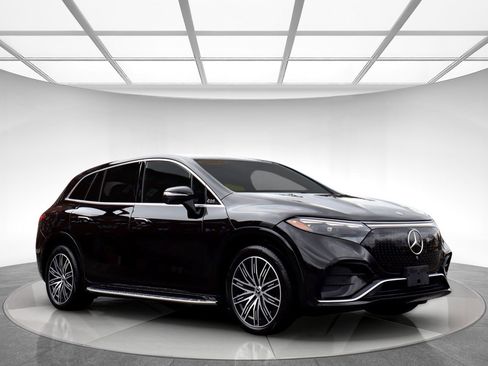 Used 2024 Mercedes-Benz EQS 450+ 4MATIC SUV image 3