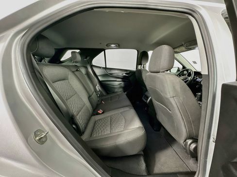 Used 2020 Chevrolet Equinox LT w/ Driver Convenience Package FWD image 28
