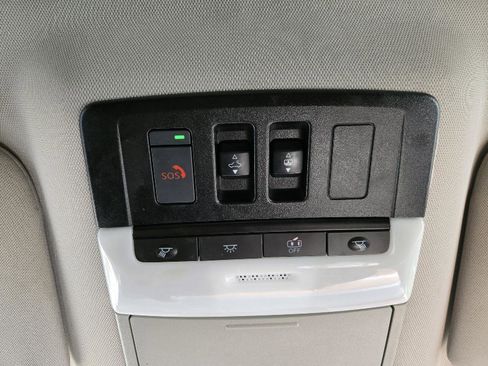 Used 2024 Nissan Pathfinder Platinum w/ Cargo Package AWD/4WD image 22