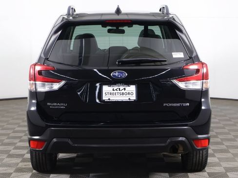 Used 2021 Subaru Forester Premium AWD/4WD image 12