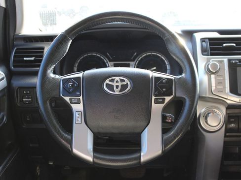 Used 2018 Toyota 4Runner SR5 image 15