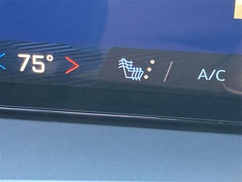 New 2026 Chevrolet Traverse LT image 21