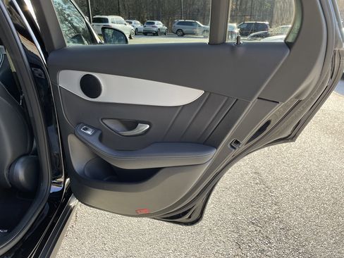 Certified 2022 Mercedes-Benz GLC 300 4MATIC image 44