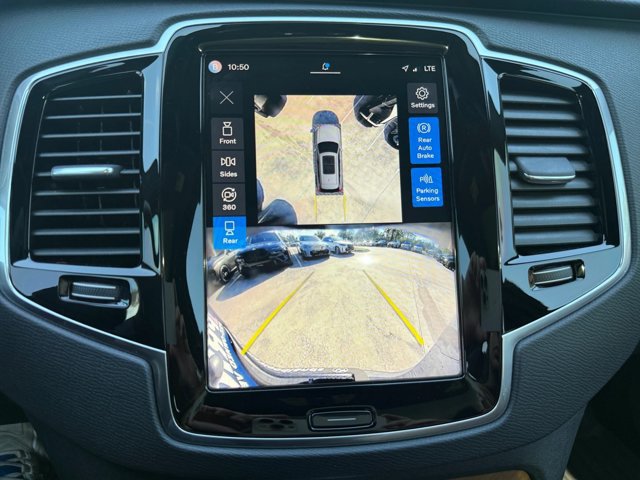 Used 2024 Volvo XC90 T8 Plus w/ Protection Package Premier AWD/4WD image 14