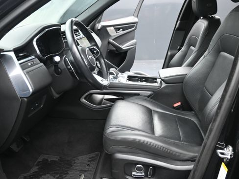 Used 2021 Jaguar F-PACE S AWD/4WD image 23