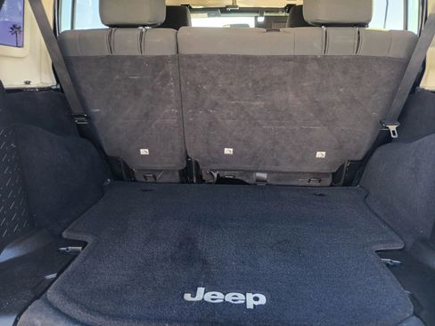 Used 2012 Jeep Wrangler Unlimited Sport image 10