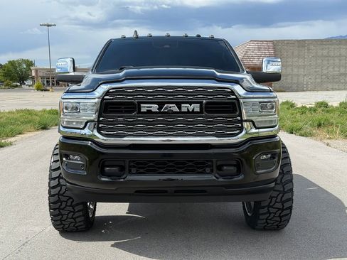 Used 2023 RAM 2500 Limited AWD/4WD image 7