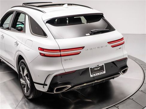 New 2026 Genesis GV70 3.5T Sport Advanced AWD/4WD image 31