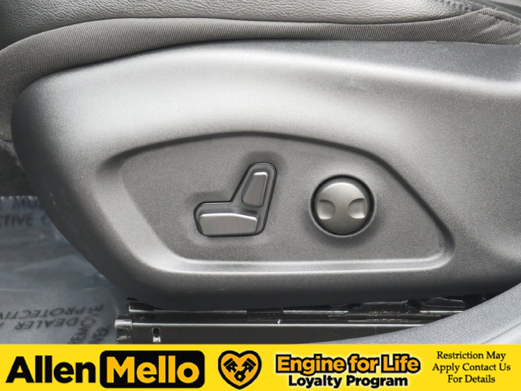 Used 2026 Jeep Compass Limited AWD/4WD image 13
