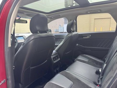 Used 2017 Ford Edge Sport w/ Technology Package AWD/4WD image 22