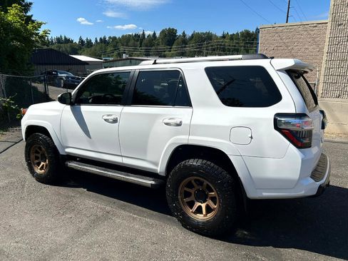 Used 2017 Toyota 4Runner TRD Pro image 7