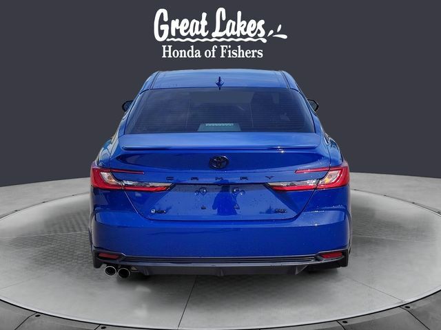 Used 2025 Toyota Camry SE w/ Convenience Package FWD image 4