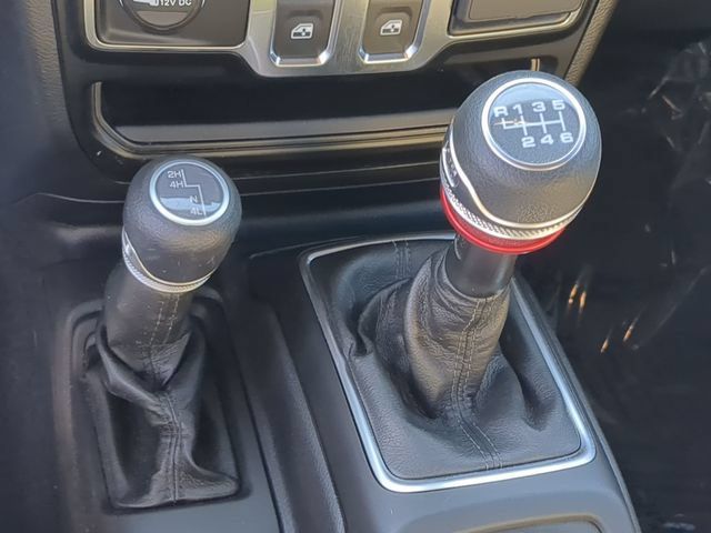 Used 2022 Jeep Wrangler Sport AWD/4WD image 26