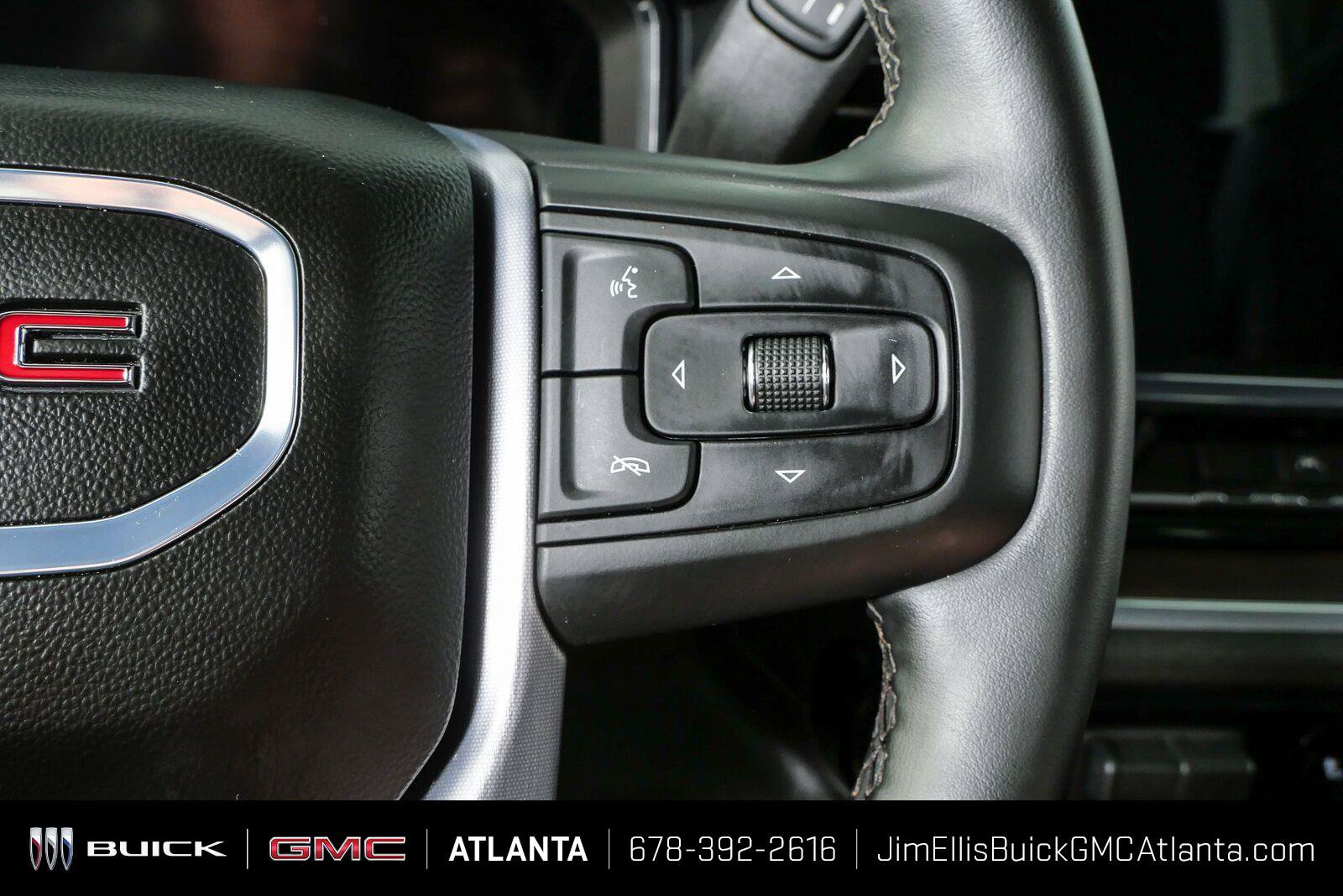 Used 2026 GMC Sierra 1500 SLT AWD/4WD image 11