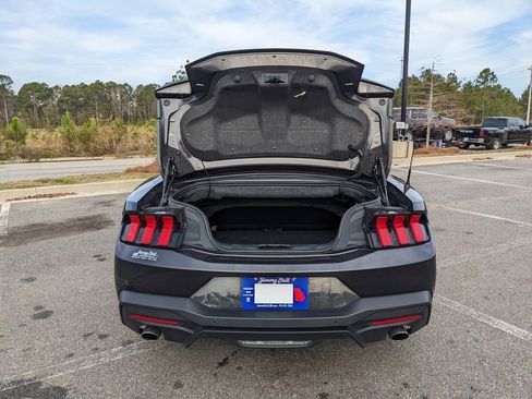 Used 2024 Ford Mustang Premium image 43