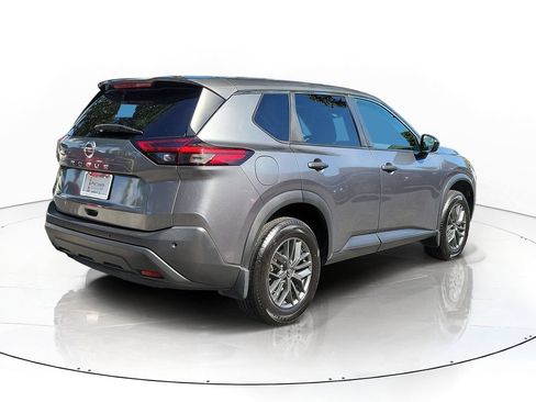 Used 2021 Nissan Rogue S FWD image 4