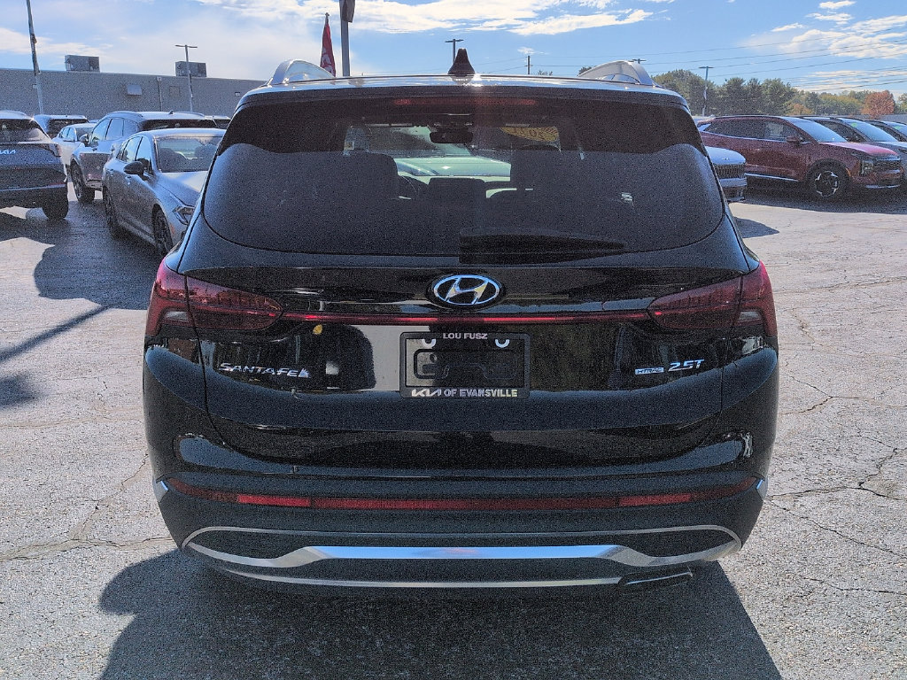 Used 2021 Hyundai Santa Fe Limited AWD/4WD image 6